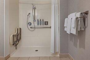Courtyard by Marriott Baldwin Park