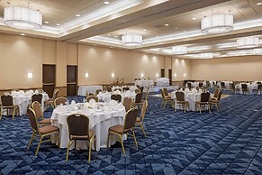 Courtyard by Marriott Baldwin Park