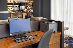 Courtyard by Marriott Baldwin Park
