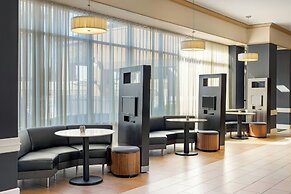 Courtyard by Marriott Baldwin Park