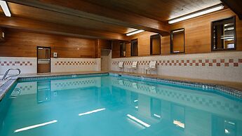 Best Western Plus Rama Inn & Suites