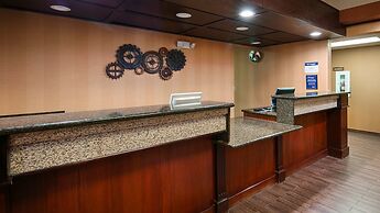 Best Western Plus Rama Inn & Suites