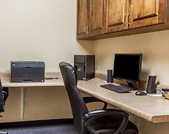 Quality Inn Burlington near Hwy 34