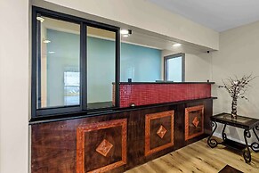Rodeway Inn & Suites