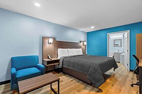 Rodeway Inn & Suites