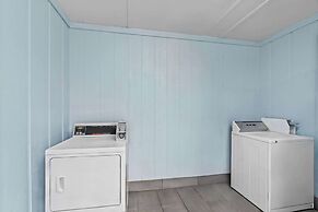 Rodeway Inn & Suites