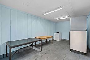 Rodeway Inn & Suites