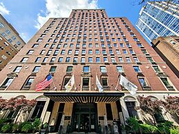 The Chicago Hotel Collection Ambassador Gold Coast