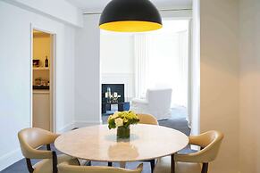 The Chicago Hotel Collection Ambassador Gold Coast