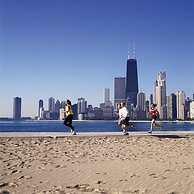 The Chicago Hotel Collection Ambassador Gold Coast