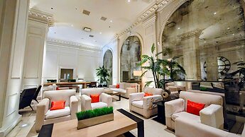 The Chicago Hotel Collection Ambassador Gold Coast
