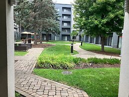 Courtyard by Marriott Chicago O'Hare