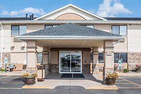 Quality Inn Coralville - Iowa River Landing