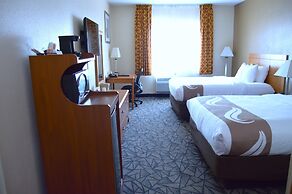 Quality Inn Coralville - Iowa River Landing