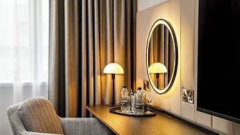 Crowne Plaza Manchester Airport by IHG