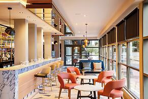 Crowne Plaza Manchester Airport by IHG