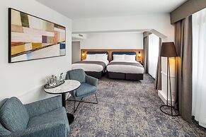 Crowne Plaza Manchester Airport by IHG