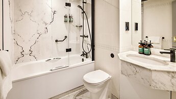 Crowne Plaza Manchester Airport by IHG