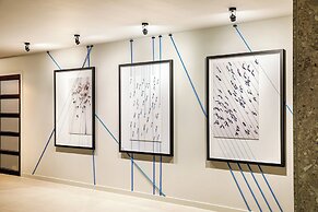 Crowne Plaza Manchester Airport by IHG