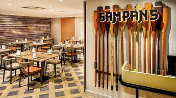 Crowne Plaza Manchester Airport by IHG