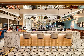 Crowne Plaza Manchester Airport by IHG