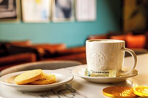 Crowne Plaza Manchester Airport by IHG