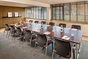 Crowne Plaza Manchester Airport by IHG