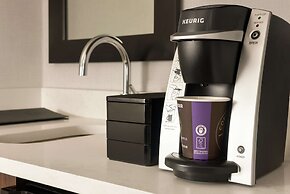 Embassy Suites by Hilton Indianapolis Downtown