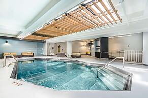 Embassy Suites by Hilton Indianapolis Downtown