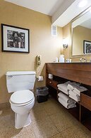 Comfort Inn & Suites Baltimore Inner Harbor