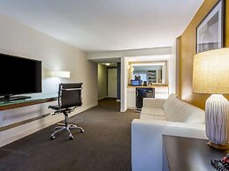 Comfort Inn & Suites Baltimore Inner Harbor