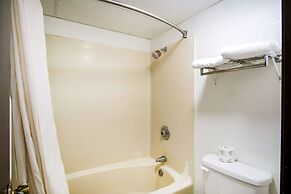 OYO Hotel Hutchinson KS West 4th Ave