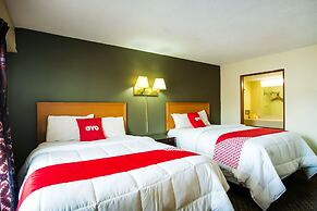 OYO Hotel Hutchinson KS West 4th Ave