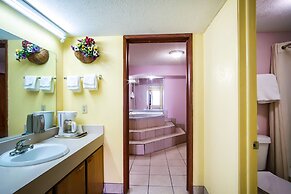 OYO Hotel Hutchinson KS West 4th Ave