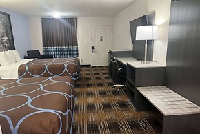 Super 8 by Wyndham Covington