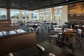 Sheraton Louisville Riverside by Marriott