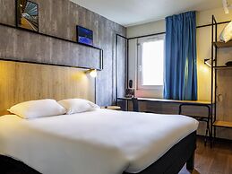 ibis Tours Sud
