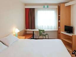 ibis Tours Sud
