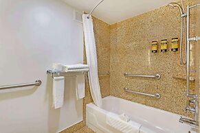 Best Western Plus Sugar Land/Stafford