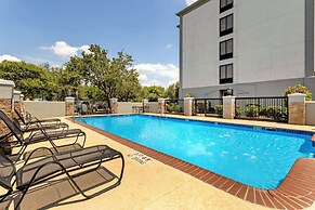 Best Western Plus Sugar Land/Stafford