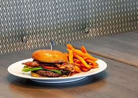 Best Western New Smyrna Beach Hotel & Suites