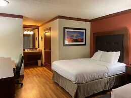 Best Western Plus Greenwell Inn