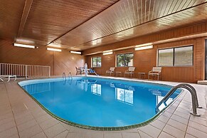 Baymont by Wyndham Waterloo