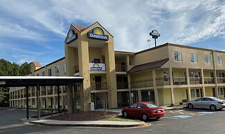 Days Inn by Wyndham Atlanta/Southlake/Morrow
