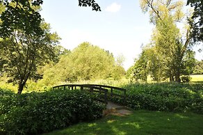 Mercure York Fairfield Manor Hotel