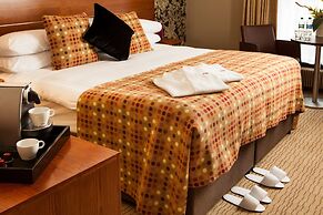 Mercure York Fairfield Manor Hotel