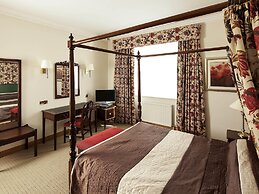 Mercure York Fairfield Manor Hotel