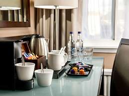 Mercure York Fairfield Manor Hotel