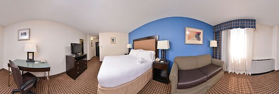 Ramada Plaza by Wyndham Sheridan Hotel & Convention Center