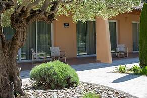 Hotel Novotel Aix en Provence Pont de l'Arc Fenouillères